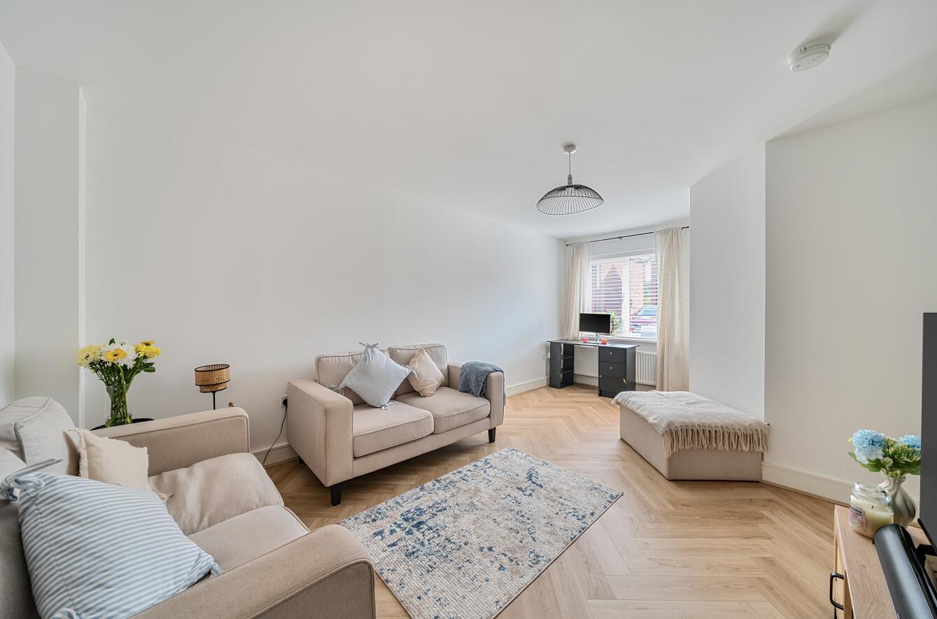 Ffordd Picton Tuberville, Sketty, Swansea, SA2 7RG